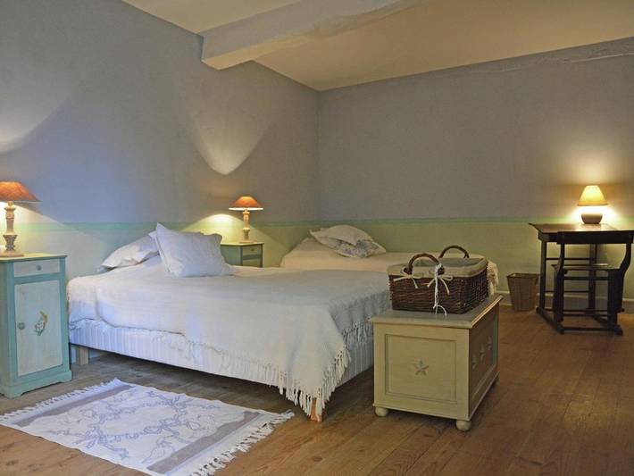Location de vacances pour 8 personnes, avec terrasse ainsi que jardin et piscine à Campagne-d'Armagnac - 3
