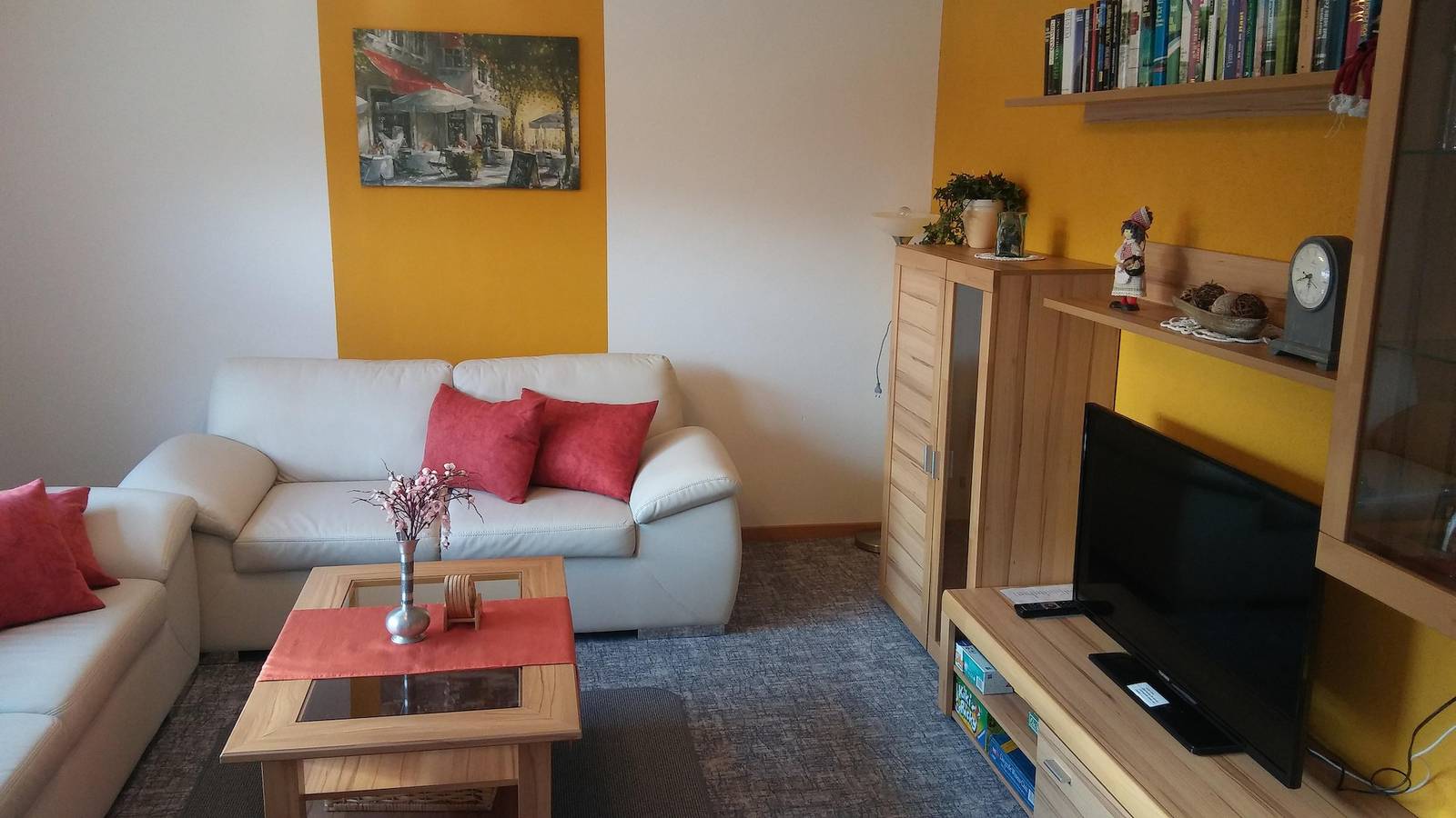 Ganze Ferienwohnung, Appartement/Fewo, Dusche, Wc, 2 Schlafräume in Höfen, Außerfern