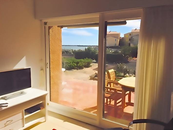 Gîte pour 4 personnes, avec jardin ainsi que terrasse et piscine, animaux acceptés dans Plage Ulysse - 3