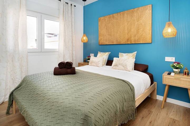 Entire apartment, New 2 bedroom apartment. 20' Barcelona center / 10' walk to the beach / 15' Forum Bcn in Sant Adrià de Besòs, Barcelonès