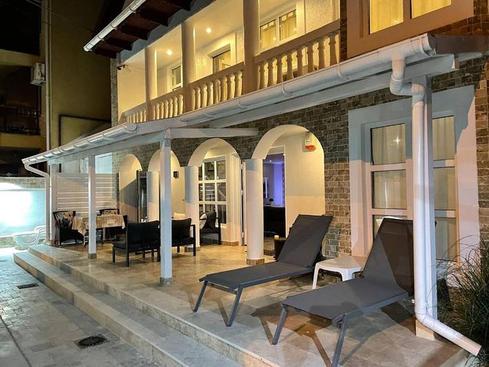 Villa pour 9 personnes, avec jardin ainsi que piscine et vue, animaux acceptés en Roumanie - 4