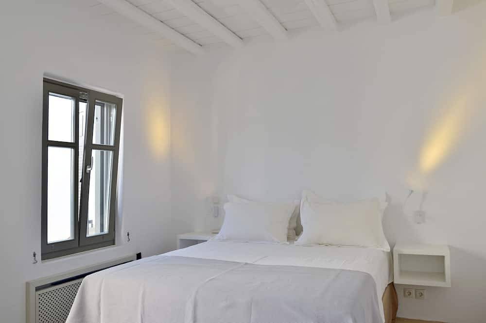 Amorgos the olive garden above the sea Ii in Kykladen