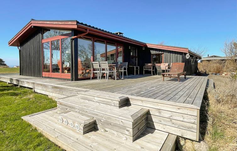 Ferienhaus für 6 Personen, mit Terrasse und Garten in Klint