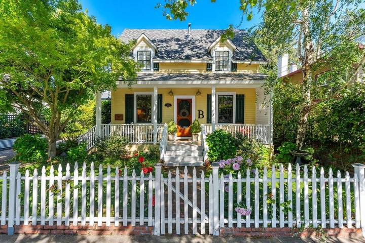 Location de vacances pour 8 personnes, avec jardin et jacuzzi à Napa