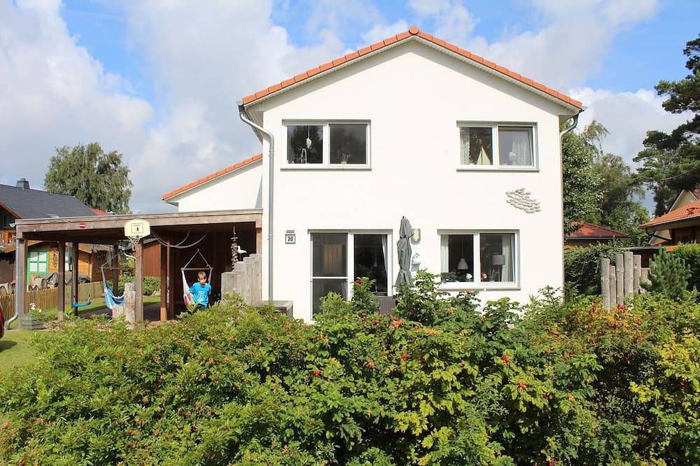 Fw Sonnenterrasse für den entspannten Familienurlaub in Bodstedt, Fuhlendorf