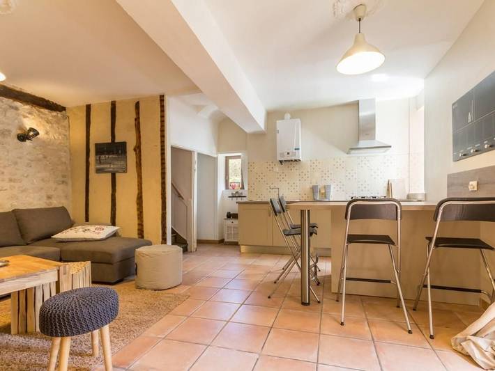 Apartamento entero, Dúplex renovado junto al Loira, aparcamiento gratis in La Charité-sur-Loire, Valle del Loira