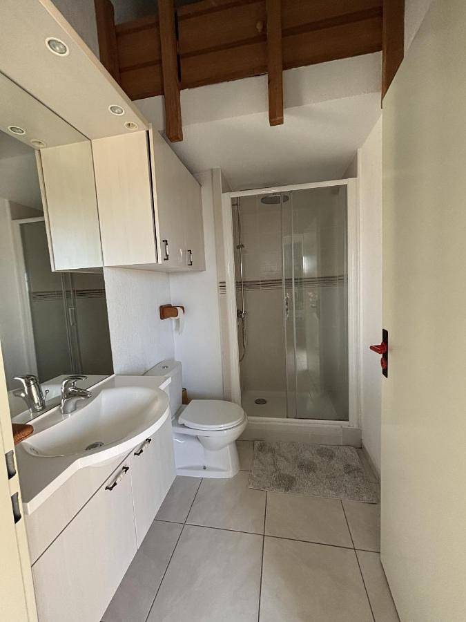 Gîte pour 3 personnes, avec vue et balcon dans Plage des Salins (Hyeres) - 4
