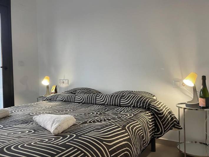 Location de vacances pour 6 personnes, avec Balcon et Terrasse ainsi que Jardin et Piscine dans Formentera De Segura - 3
