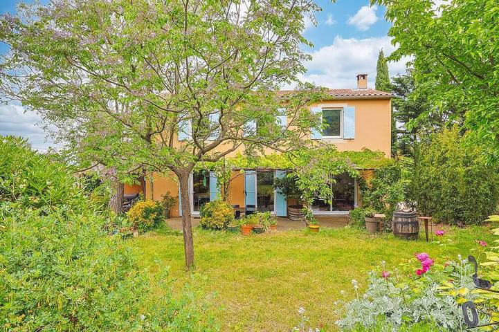 Maison pour 6 personnes, avec jardin et terrasse à Saint-Saturnin-lès-Avignon