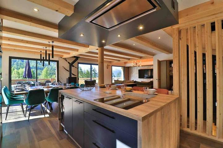 Maison pour 12 personnes, avec jacuzzi et terrasse à Les Orres