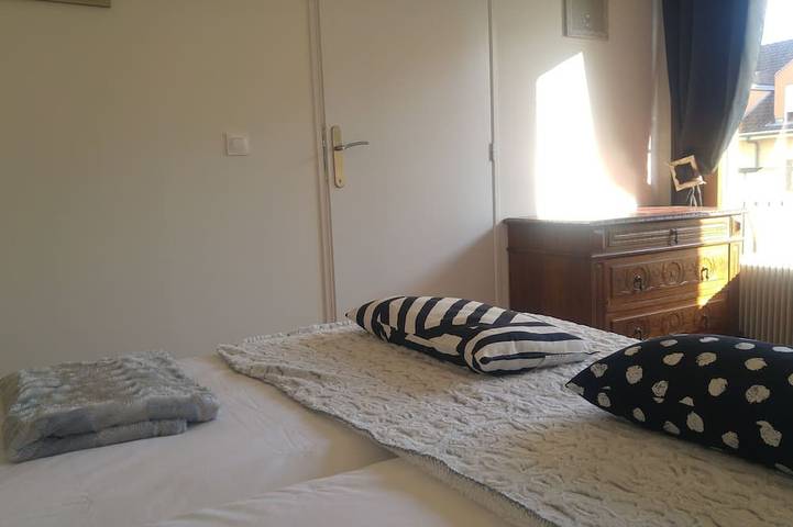 Entire apartment, Two rooms in Thonon les Bains in Thonon-les-Bains, Thonon-les-Bains region