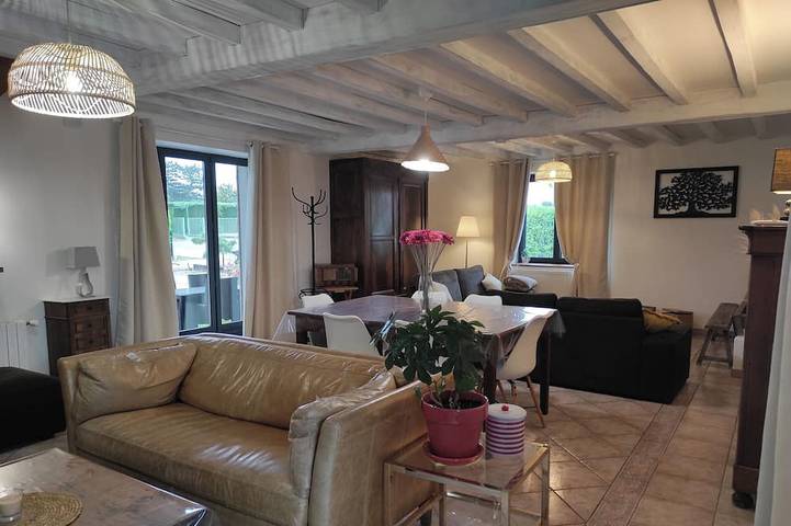 Location de vacances pour 6 personnes dans Cruzilles-lès-Mépillat