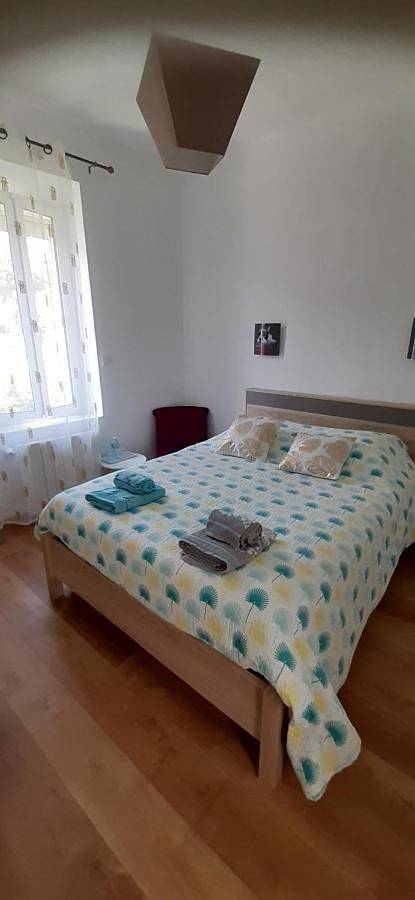 Chez Vero - Chambre D'Hôte Privee Climatisee -Salle D'Eau Individuelle - proche Cassis Calanque Ste Baume Marseille Le Castelet Agora - parking clos - jardin zen et ombragé - in Aubagne, Côte méditerranéenne (France)