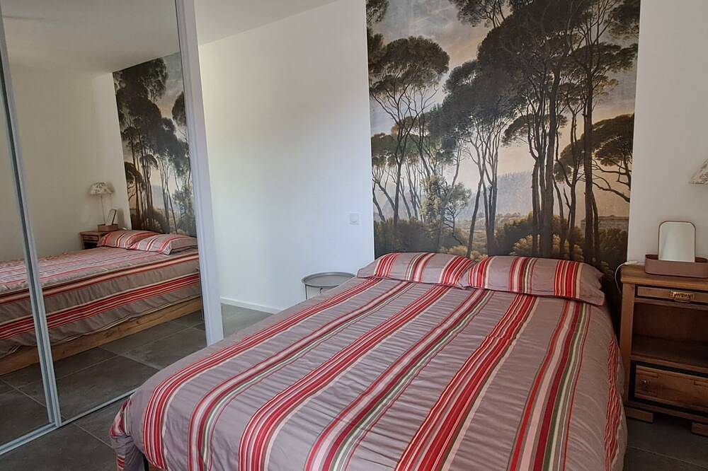 Entire apartment, T2 new, great comfort, quartier les Carmes, Figeac in Figeac, Massif Central