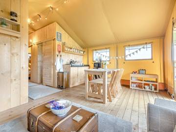 Glamping for 6 People in Bawdeswell, Norfolk, Photo 1
