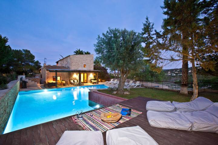 Villa für 11 Personen, mit Garten - 1