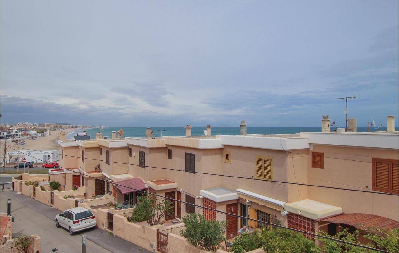 Cozy Home In Torrevieja With House Sea View in Playa de Cabo Cervera (La Mata), Torrevieja