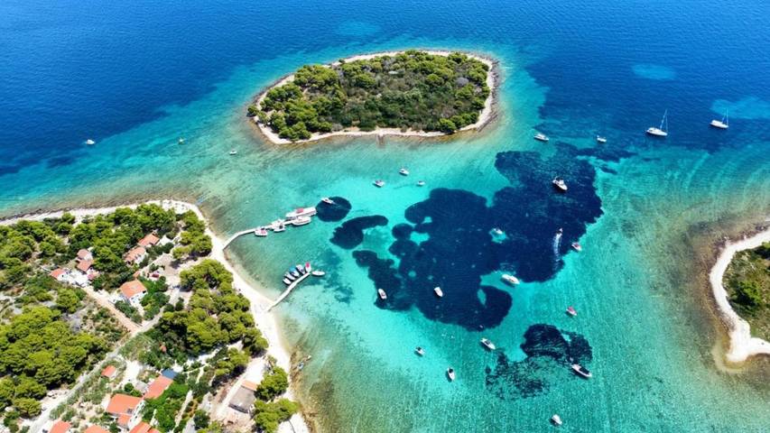 Ferienhaus für 5 Personen, mit Pool und Ausblick sowie Garten, mit Haustier - 1