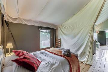 Glamping for 6 People in Herefordshire, Midlands, Photo 2