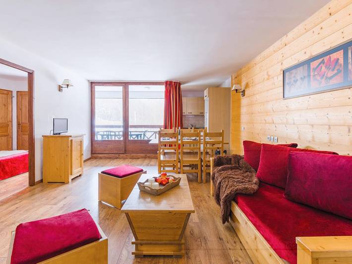 Location de vacances pour 4 personnes, avec balcon et piscine, adapté aux familles à Brides-les-Bains