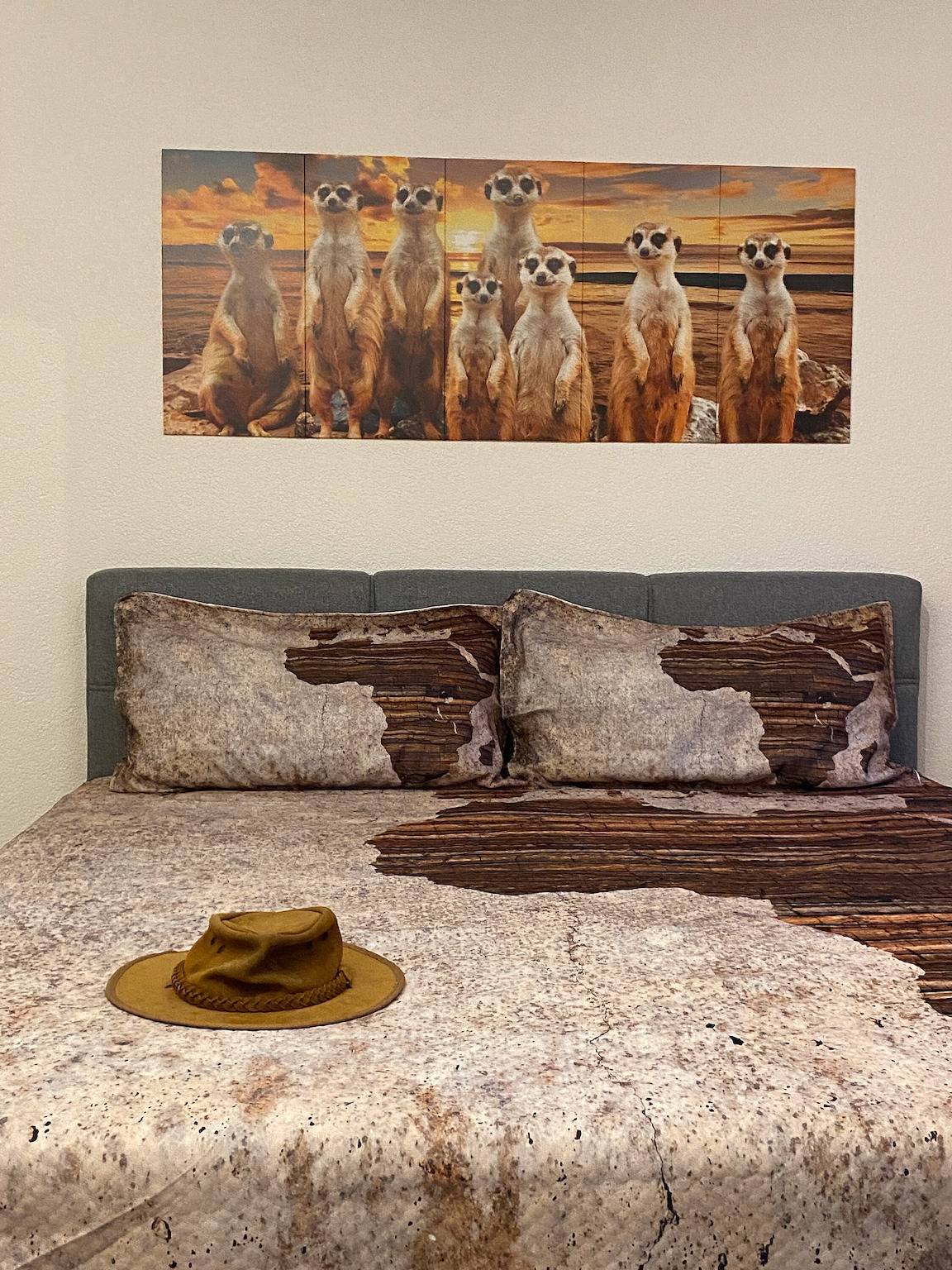 Ganze Wohnung, Apartment 'Far Away From Afrika' mit Bergblick, privater Terrasse und Wlan in Steinach (Sonneberg), Frankenwald