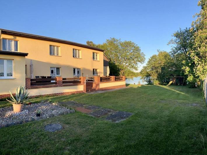 Apartament wakacyjny dla 9 osób, z ogród i widok na jezioro w Płaskowyż Barnim