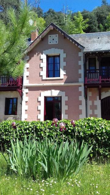 Gîte pour 6 personnes, avec jardin à Pocé-sur-Cisse