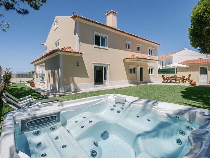 Casa de férias para 12 pessoas, com Vista para o mar e Varanda e ainda Jardim and Piscina em Encarnação