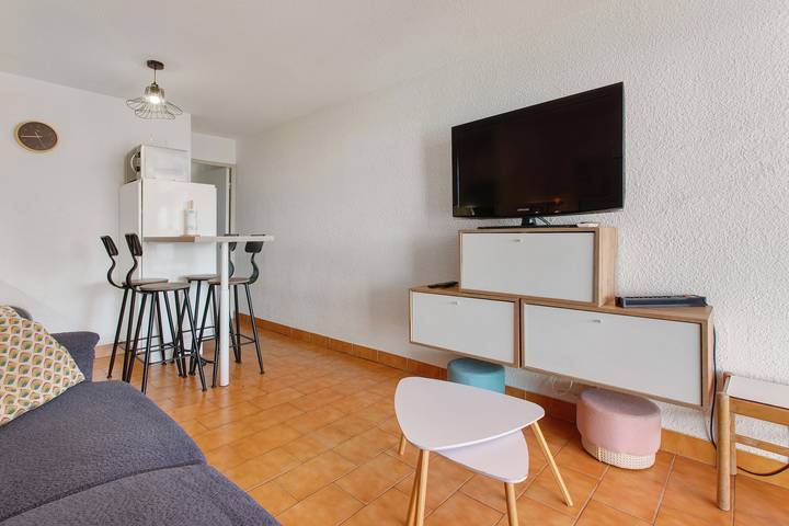 Appartamento intero, Appartamento '2 Pièces Sainte Maxime' con vista mare, piscina e Wi-Fi in La Nartelle, Sainte-Maxime
