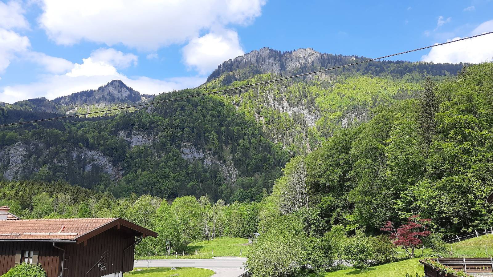 Ganze Ferienwohnung, Ferienwohnungen Zuhaus Auerhof - Ferienwohnung Fliederbusch 40 qm, Schlafzimmer auf der Galerie und Süd-West-Terrasse in Kampenwand, Aschau im Chiemgau