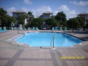 Cabin for 6 Guests in Miramar Beach, Emerald Coast, Picture 2