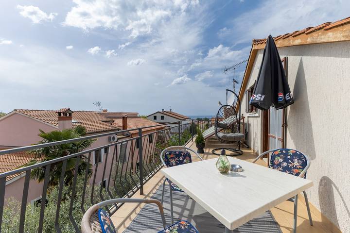 Ferienwohnung für 4 Personen, mit Balkon/Terrasse in Poreč