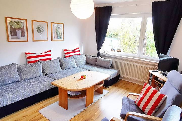 Ferienhaus für 6 Personen, mit Pool und Garten in Butjadingen