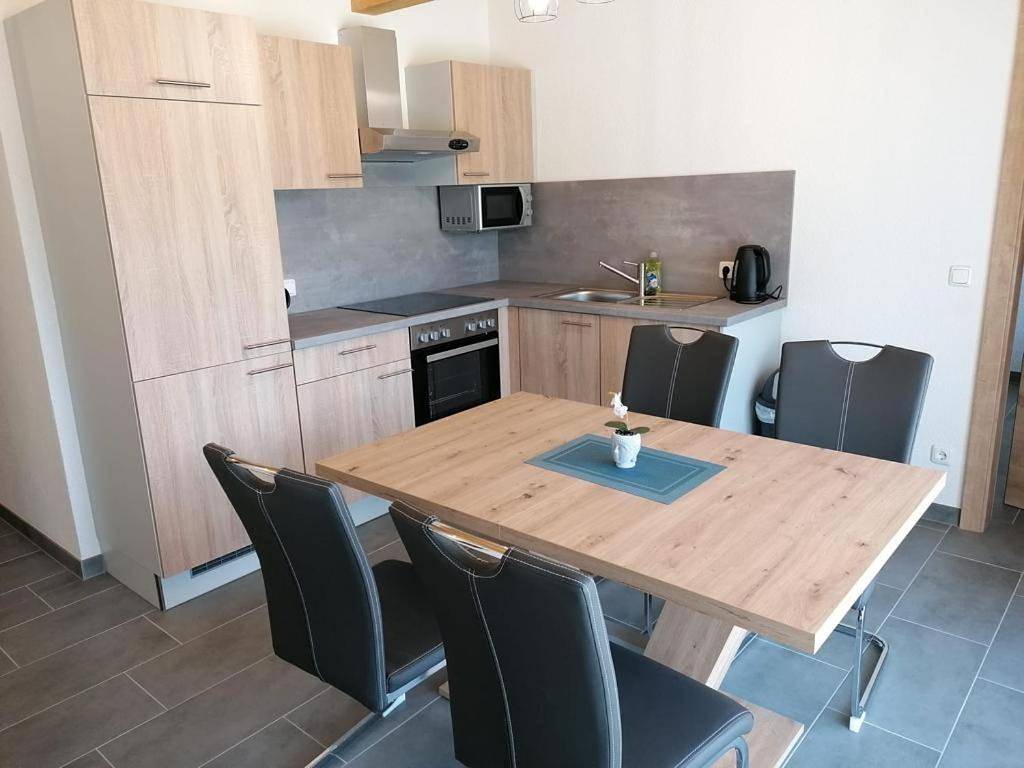 Ganze Wohnung, Ferienwohnung 'Zum Klammlhof' mit Bergblick, privater Terrasse und Wi-Fi in Reichenau (Österreich), Nockberge