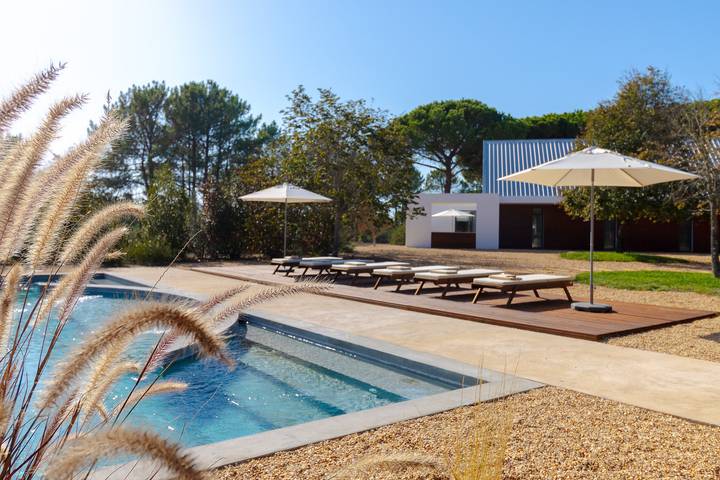 Location de vacances pour 10 personnes, avec jardin et terrasse à Melides - 4