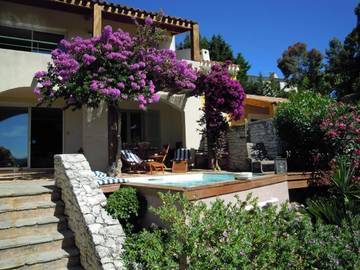 Gîte pour 6 personnes, avec terrasse à Saint-Florent