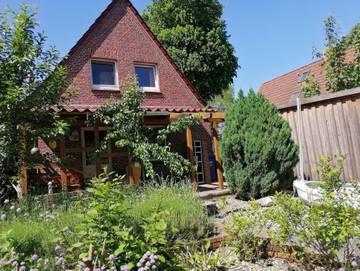 Ferienhaus für 5 Personen, mit Terrasse und Garten, kinderfreundlich in Esens