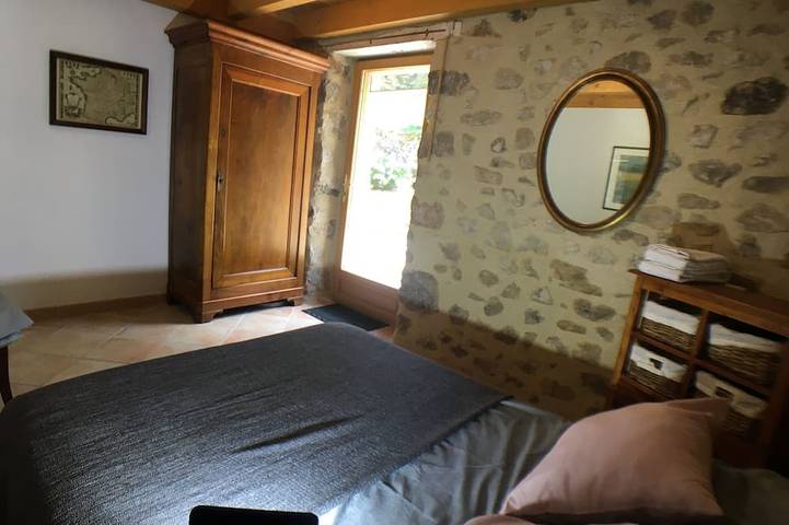 Location de vacances pour 5 personnes, avec terrasse et jardin, animaux acceptés à Lamastre - 2