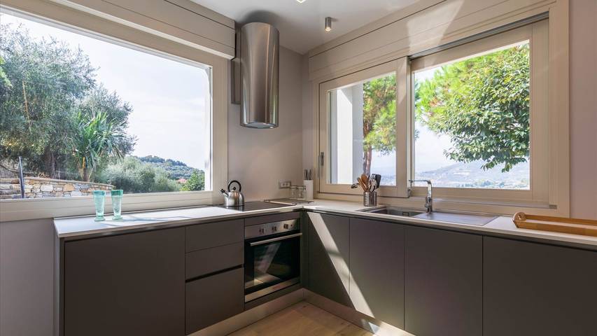 Ferienhaus mit Meerblick für 6 Personen, mit Balkon und Garten in Imperia - 4