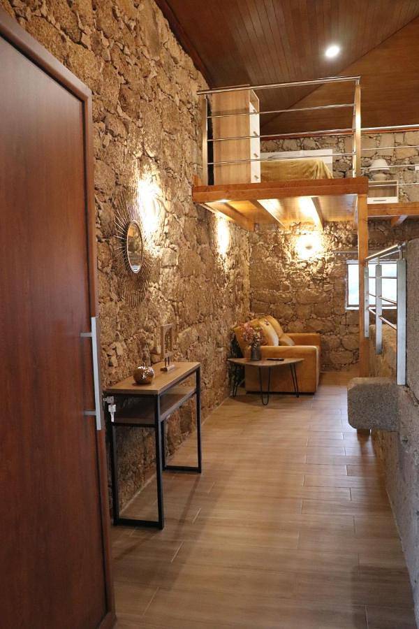 Two-Bedroom House in Celorico S.Pedro, Serra da Estrela