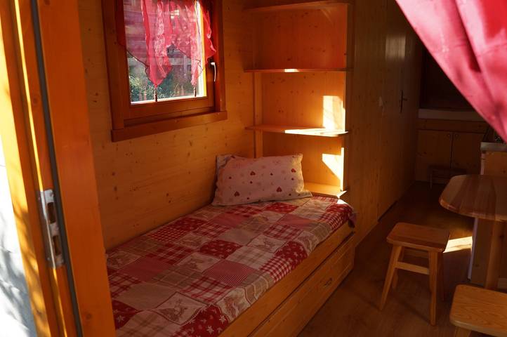 Camping für 3 Personen, mit Garten und Sauna in Französische Alpen - 4