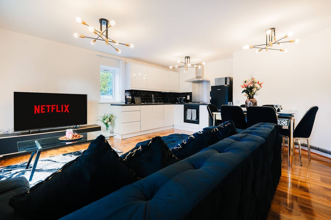 Entire apartment, Lux Woolwich Flat | 2 Stops to Canary Wharf in Greenwich, London