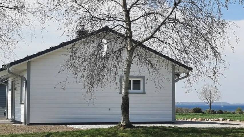 Ferienhaus für 2 Personen, mit Garten in Wackerballig