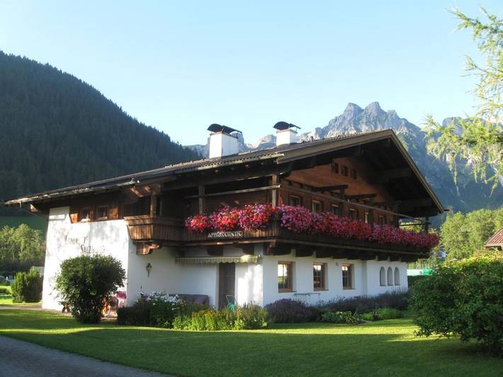 Ferienwohnung für 7 Personen, mit Garten und Balkon in Werfenweng - 4