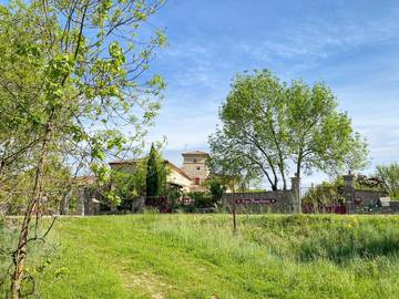 Gîte pour 4 personnes, avec terrasse et piscine à Saint-André-de-Cruzières