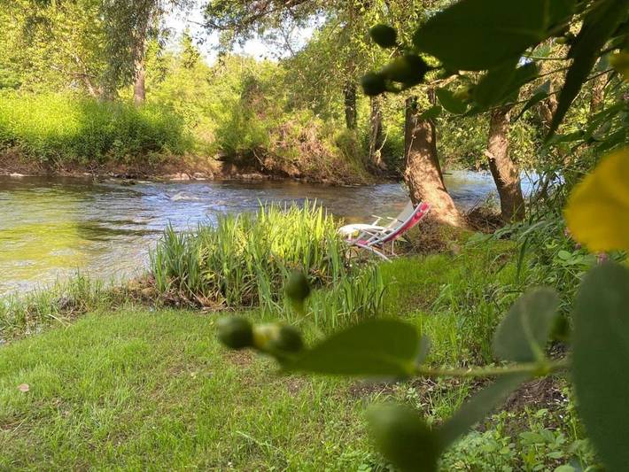 Location de vacances pour 6 personnes, avec jardin à Bonnes - 3