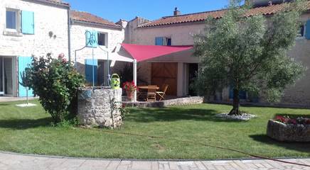Chambre d’hôte pour 3 personnes, avec jardin et jacuzzi à Saint-Just-Luzac