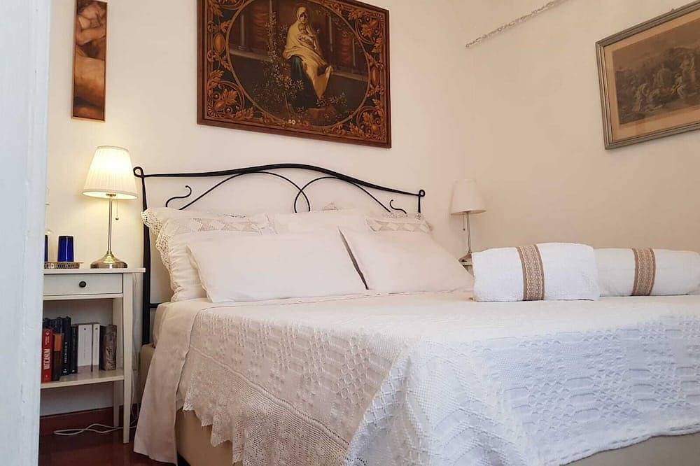 Apartamento entero, Ático con terraza en el centro histórico. in Ragusa (Sicilia), Provincia de Ragusa