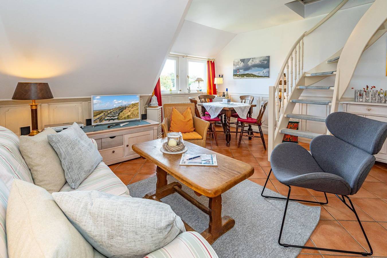 Ganze Wohnung, Ruhiges App. unter Reet für bis 4 Personen mit viel Charme und Liebe zum Detail in Wenningstedt, Sylt