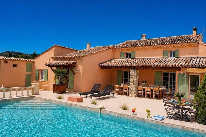 Villa pour 18 personnes, avec piscine ainsi que terrasse et jardin - 1